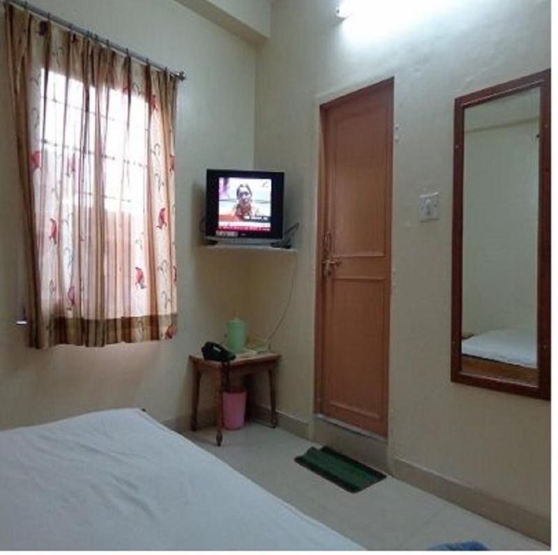 Balaji Residency Hotel Hyderabad Luaran gambar